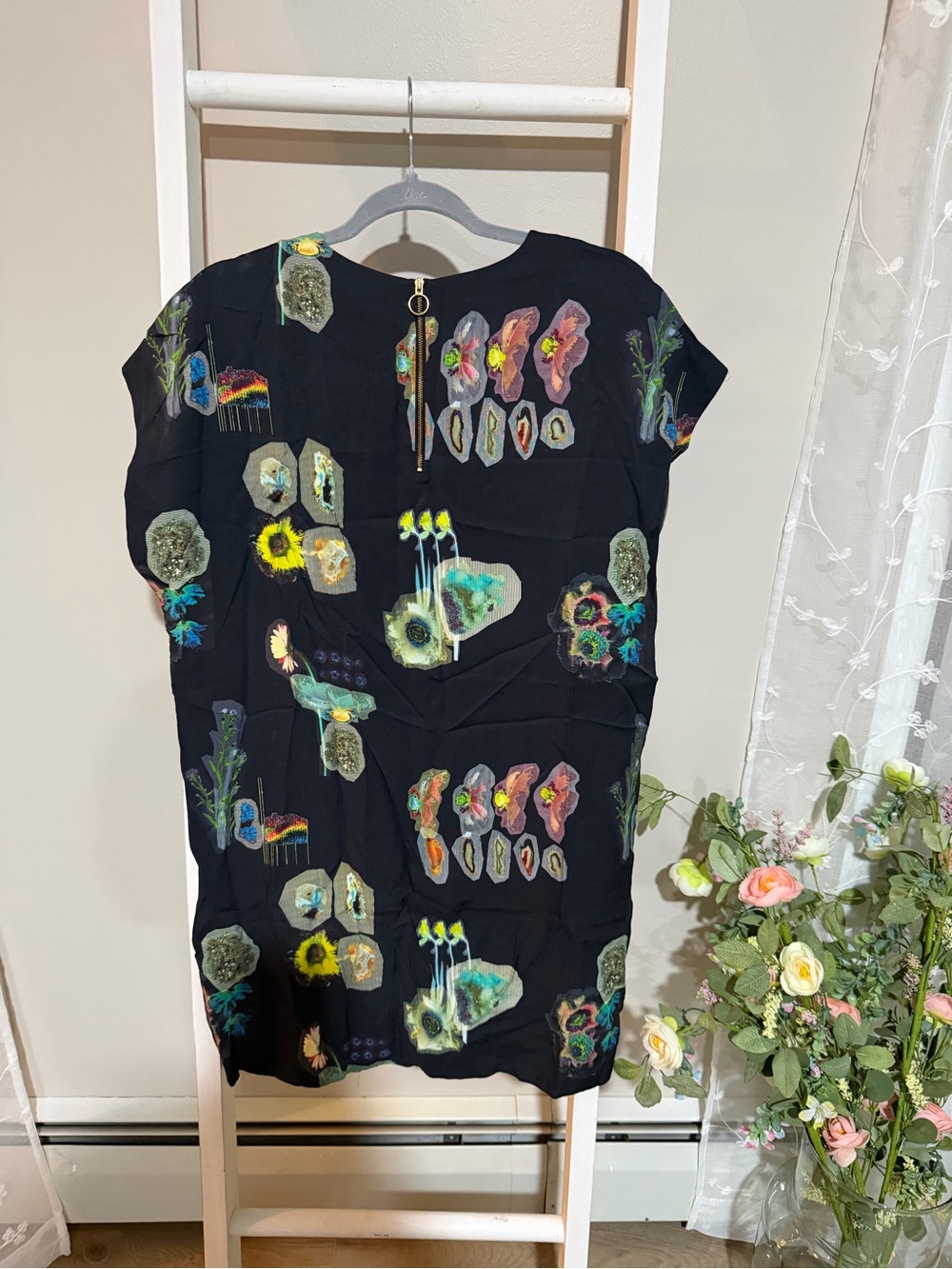 & Other Stories Black Floral-Print Dress with Neon Trim - Picture 4 of 6